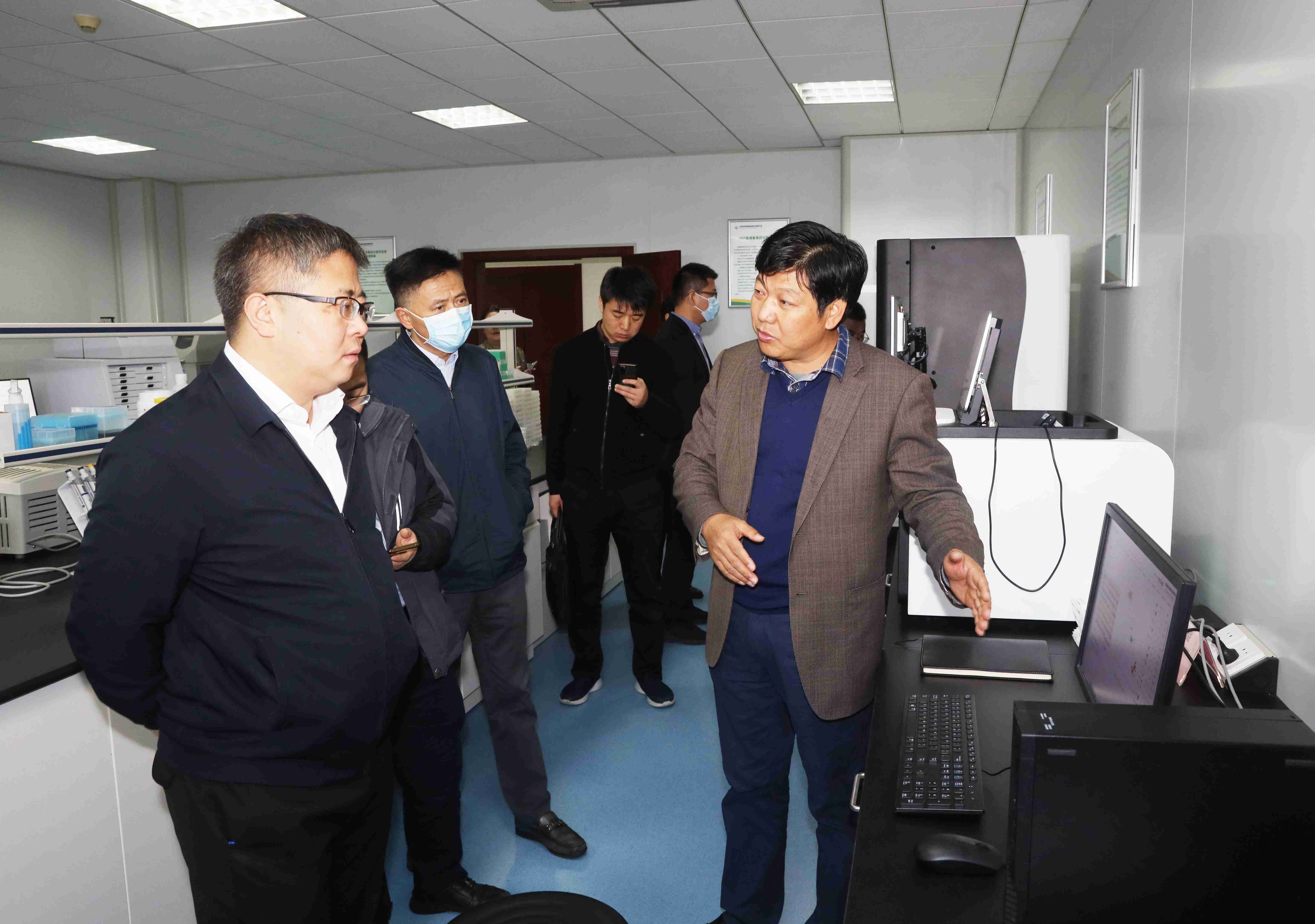 0C4A0141.jpg 0C4A0141.jpg